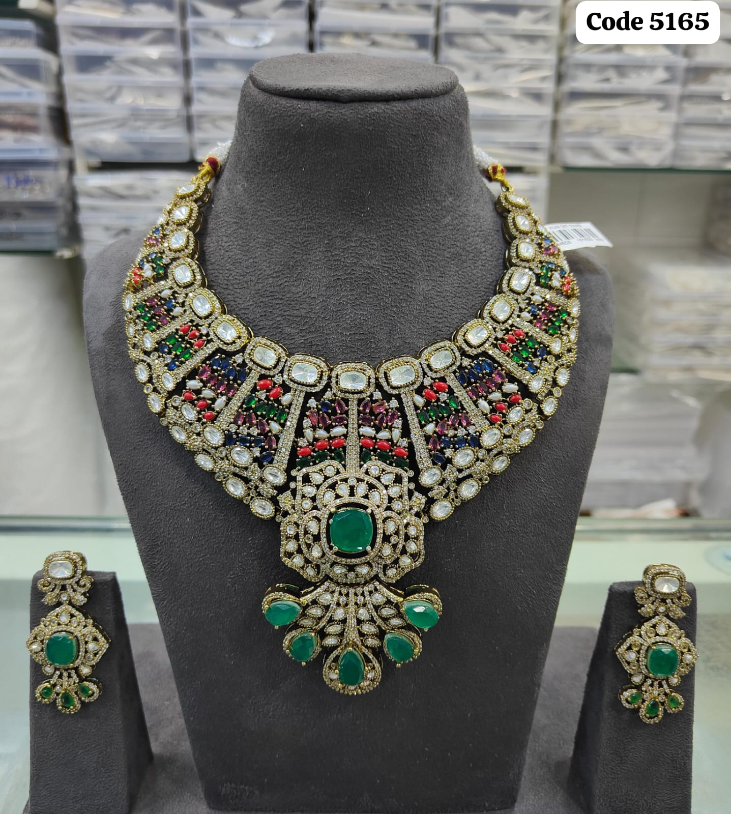 Necklace Set 011